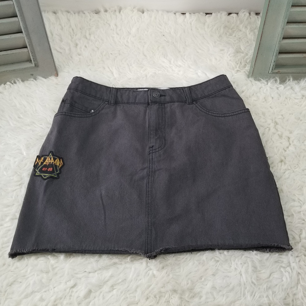 Junk Food Clothing x Def Leppard Mini Skirt NWOT